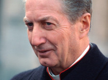 Retired Cardinal Carlo Maria Martini of Milan, Italy, said he admires Pope Benedict XVI's "benevolence" in expanding permission to celebrate the Tridentine Mass, but that he would not celebrate the Mass himself. The cardinal offered several practical reasons why he would not celebrate the Mass, including his belief that changes in the Mass brought about by the Second Vatican Council offer people a more abundant way to live the Christian life. Cardinal Martini is seen in an undated file photo. (CNS photo/Catholic Press Photo) (Aug. 1, 2007) See TRIDENTINE-MARTINI July 31, 2007.